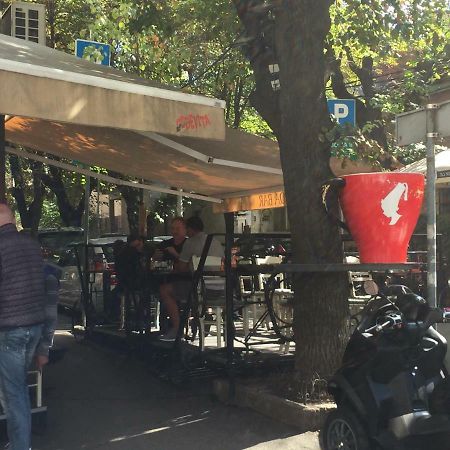 Romance Belgrad Exterior foto