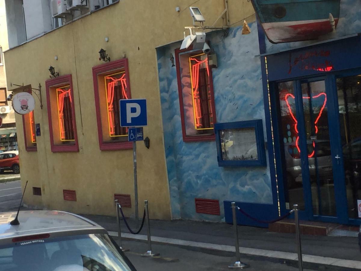 Romance Belgrad Exterior foto
